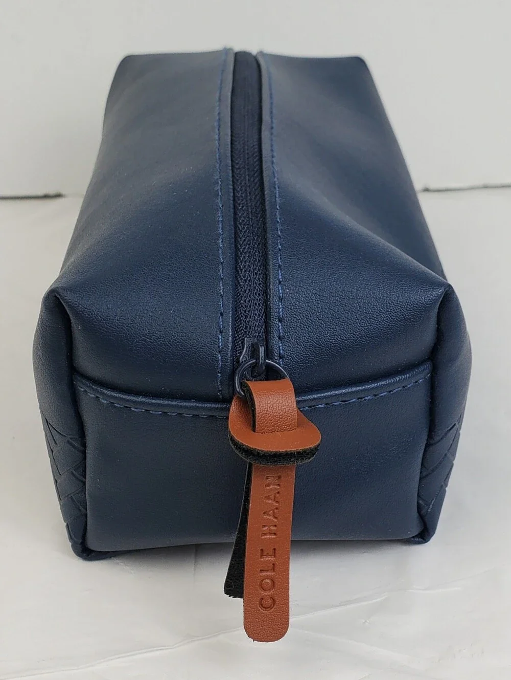 Cole Haan x American Airlines BLUE Amenity Cosmetic Travel Holder BAG ONLY - EUC